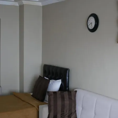 Aparthotel Lena Flats