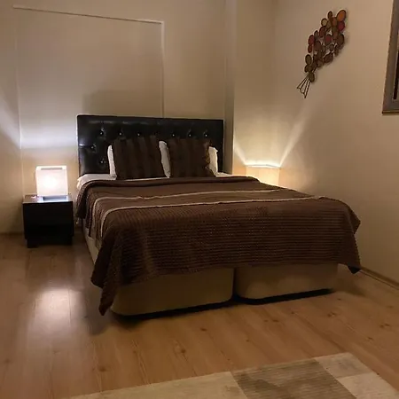 Lejlighedshotel Lena Flats 2*