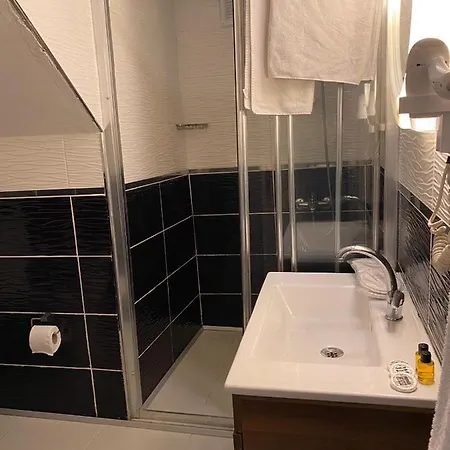 Aparthotel Lena Flats