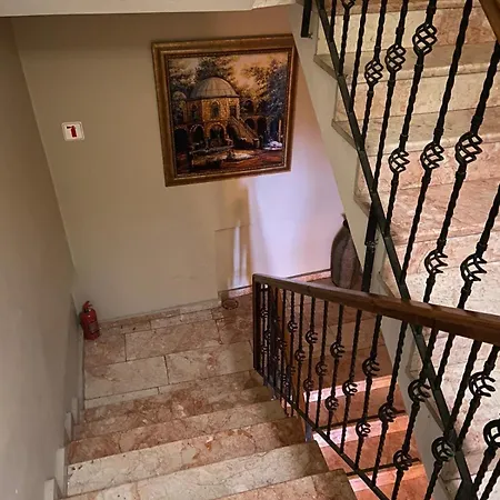 Aparthotel Lena Flats 4*