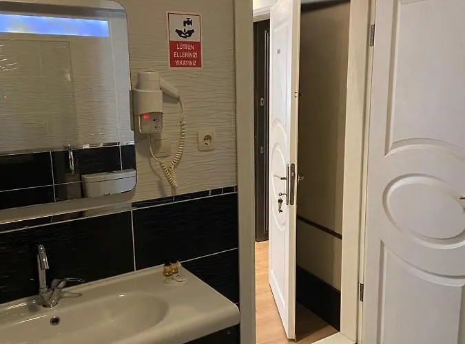 Aparthotel Lena Flats