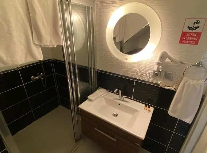 Lena Flats Aparthotel