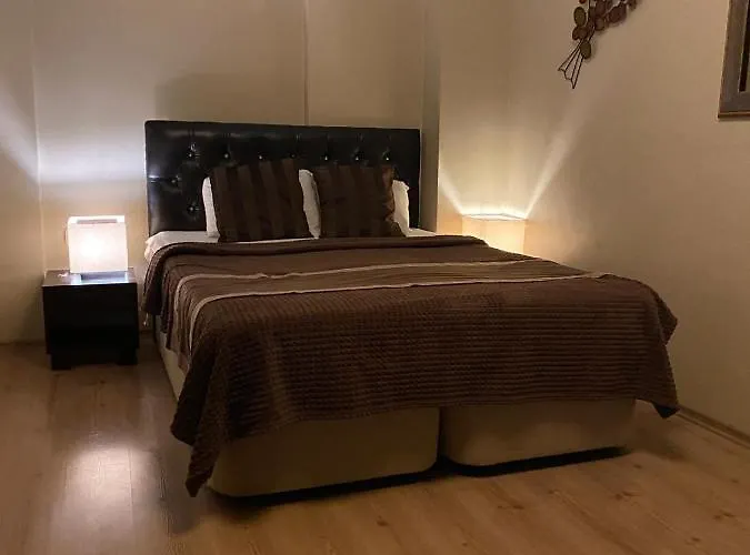 Aparthotel Lena Flats 4*