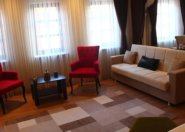 Lena Flats Aparthotel